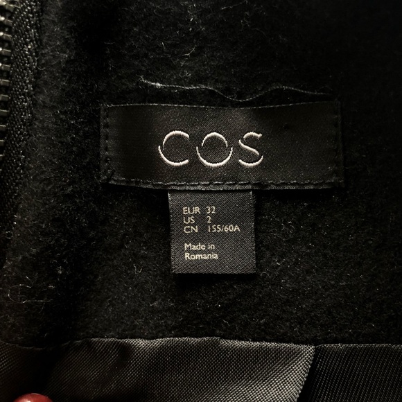 COS black wool skirt zipped back - Picture 4 of 5